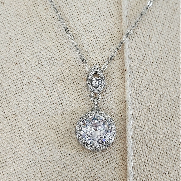 NWT Ryze White Frost Cubic Zirconia .925 Sterling Silver 18" Necklace - Picture 4 of 11